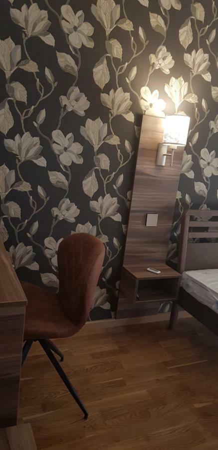 Uki-Modern Apartment With Parking Нови-Сад Экстерьер фото